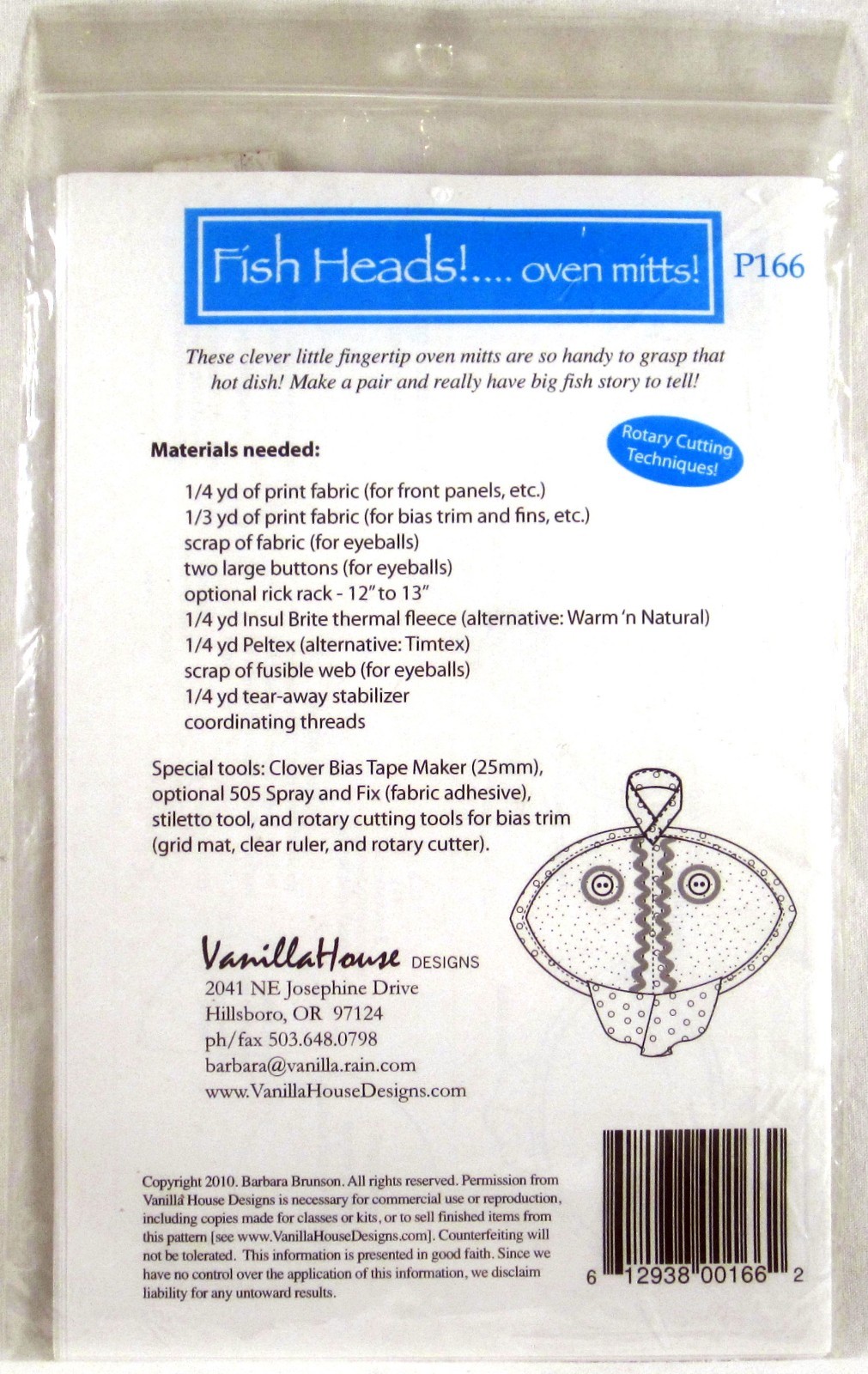 VANILLA HOUSE DESIGNS Fish Heads! Oven Mitts 2010 UNCUT P166