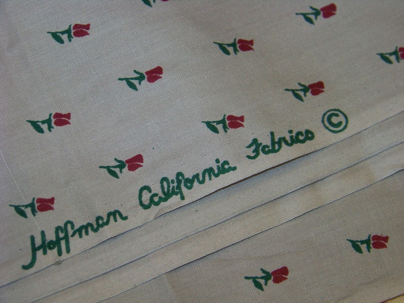 Hoffman California Fabrics – 3 Yds x 44″ W – Gray / Dark Red Floral Print
