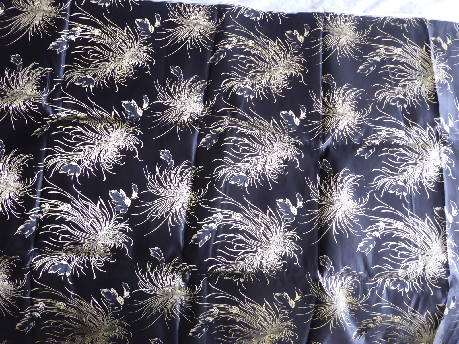 Vintage Chinese Silk Brocade Fabric Textile Gold Chrysanthemum 30×150″, 4.2 yard