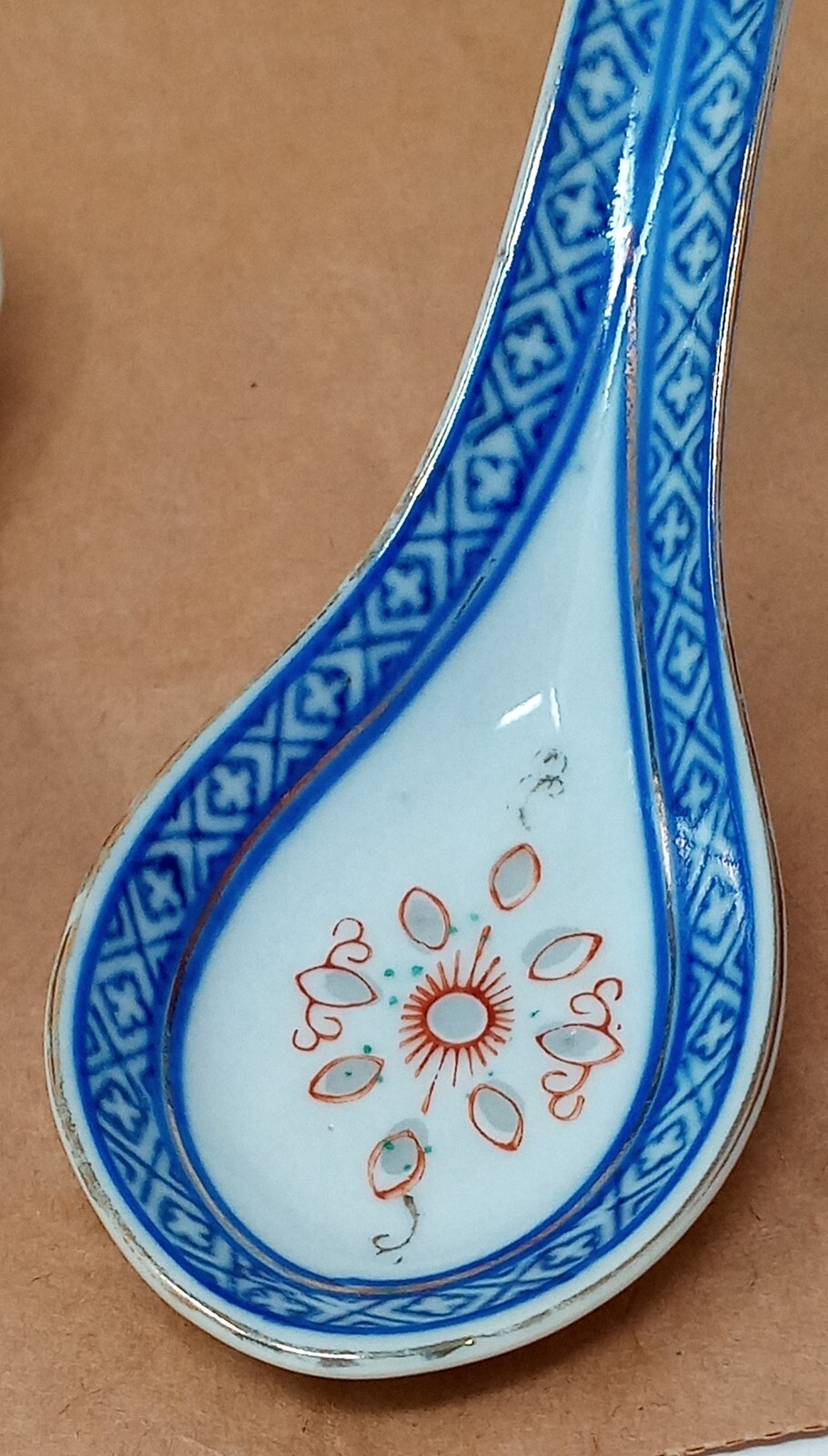 Rice Pattern Porcelain Ceramic Ramen Soup Spoons set of 5 white w/ blue & red