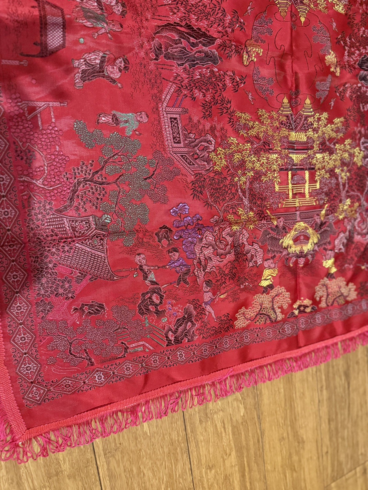 Vintage Brocaded Flowers Chinese Silk Tapestry Table Cloth 38” X 38”
