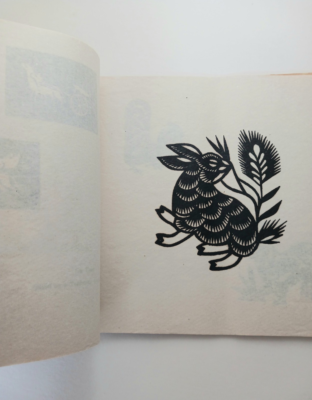 Vintage Chinese Woodcuts Paper Cuts 35 Cut-outs Softcover Book 1953 Art