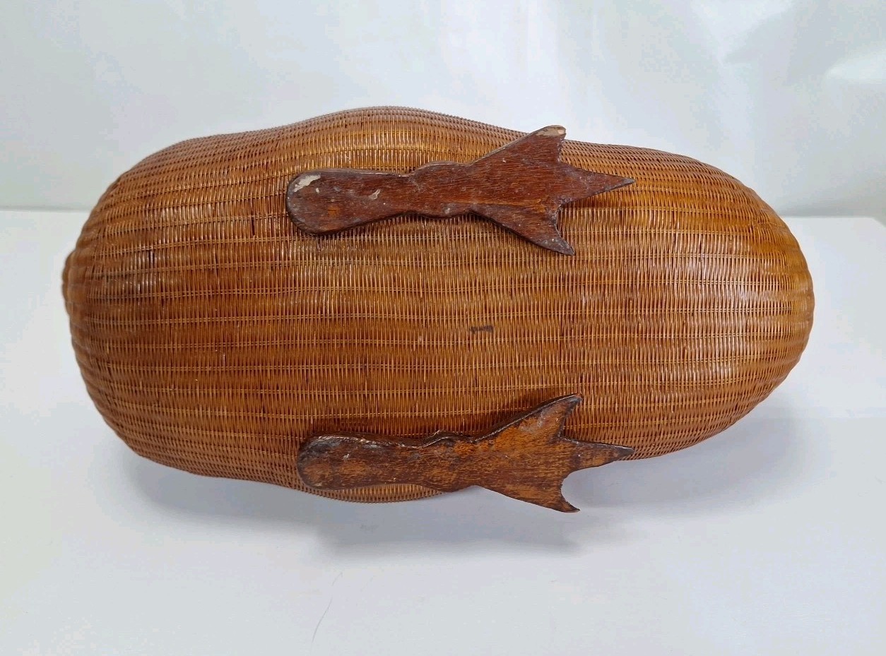 Mid Century SHANGHAI HANDICRAFTS WICKER & CARVED WOOD BASKETRY Basket BOX DUCK