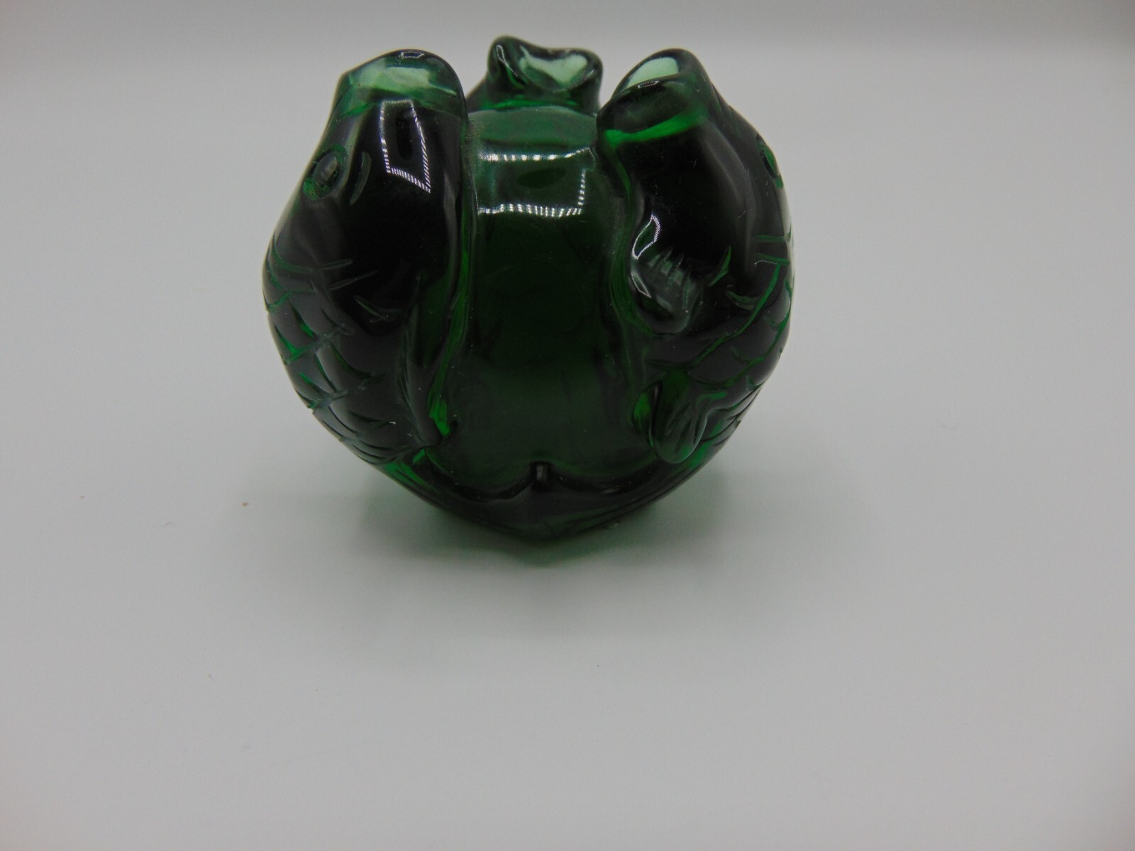Chinese Zodiac Elegant Charm Master Sung 3 Headed Koi Fish Green