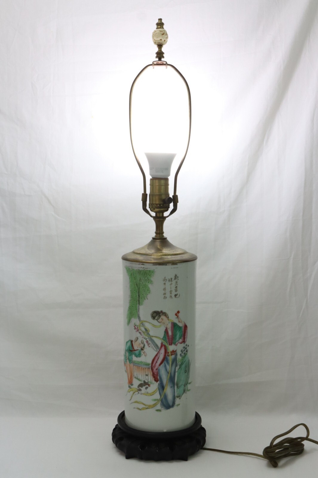 Vintage Chinese Porcelain Hat Stand Vase Lamp