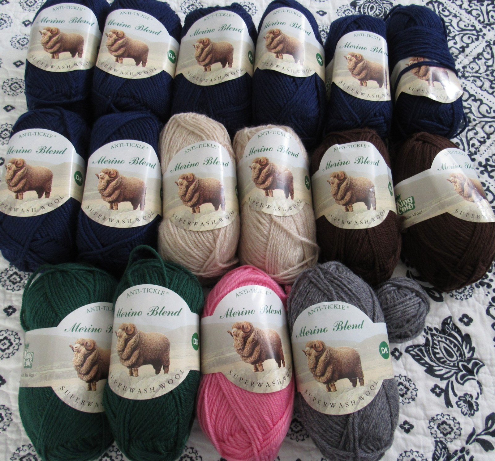 15+ 50g Skeins Lot KING COLE Anti-Tickle Merino Wool Blend DK Yarn Mixed Colors