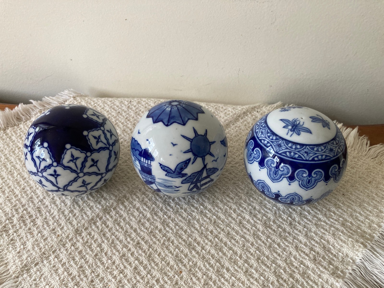 Lot~3 Cobalt Blue & White Carpet Balls 3.25-3.5″ Geometric Patterns & Lighthouse