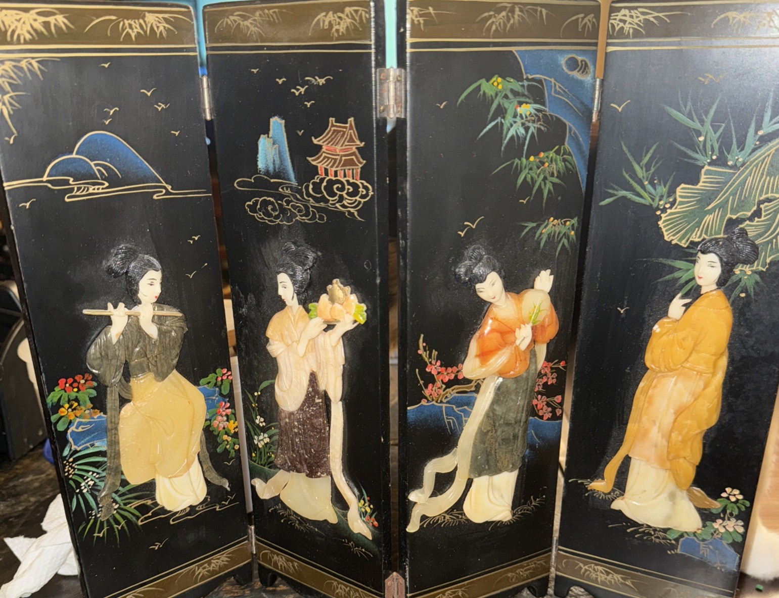 Vintage Oriental Black Lacquer Mother of Pearl Geisha 4 Panel Table Screen