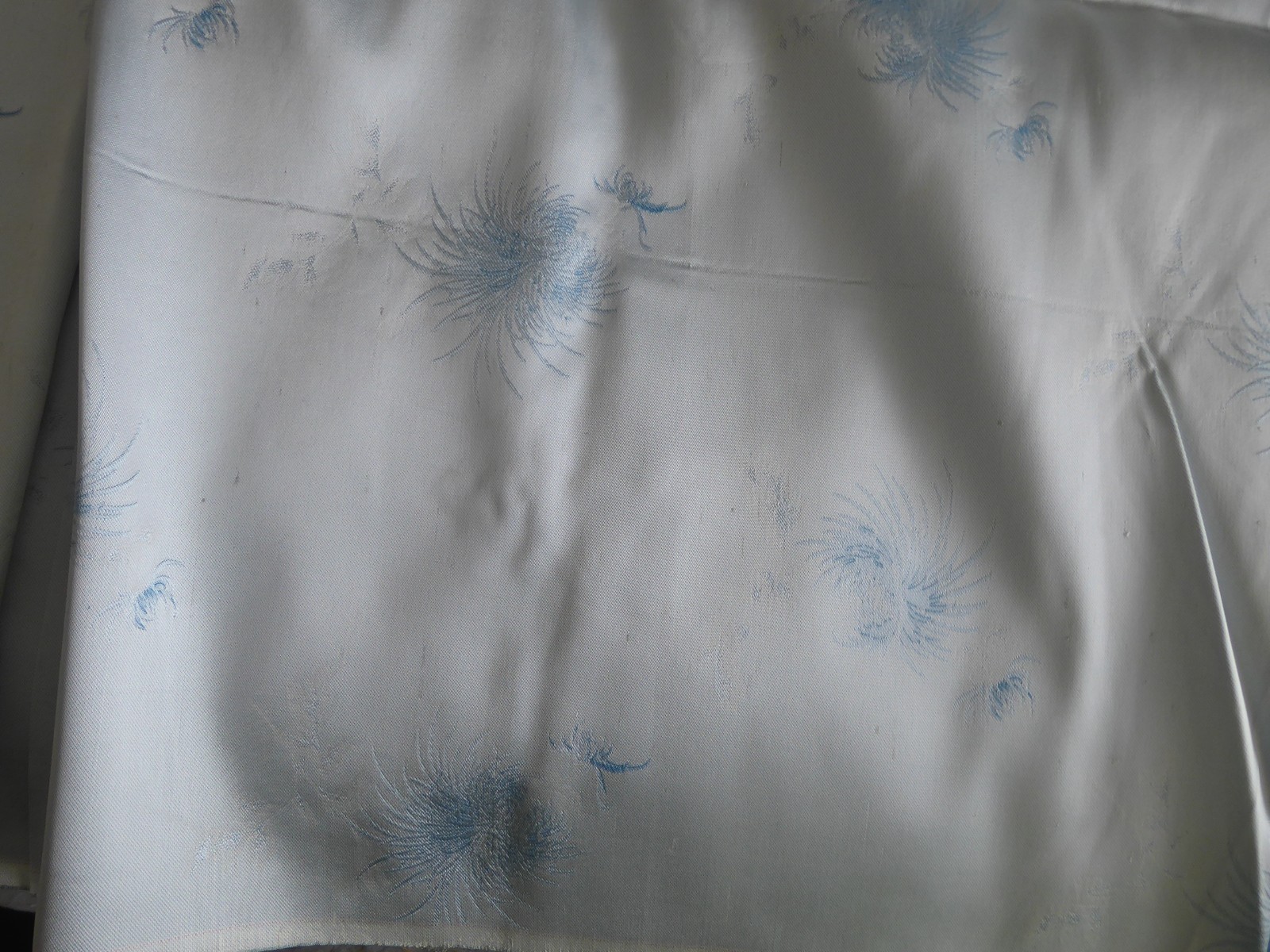 Vintage Chinese Silk Brocade Fabric Textile Silver Chrysanthemum 30×145″, 4 yard