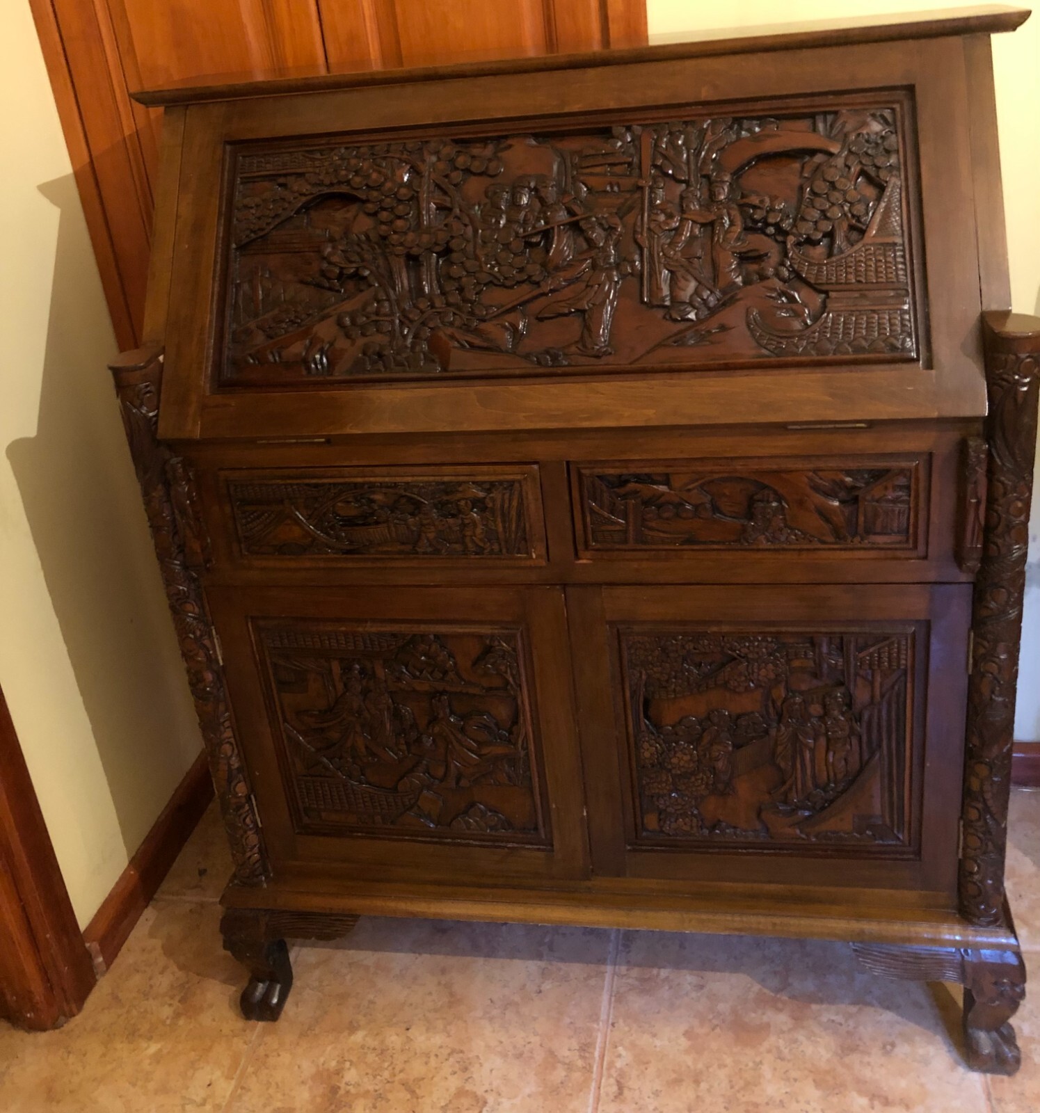 Chinese “Dynasty” Office furniture set . Desk & Chair solid wood hand carved
