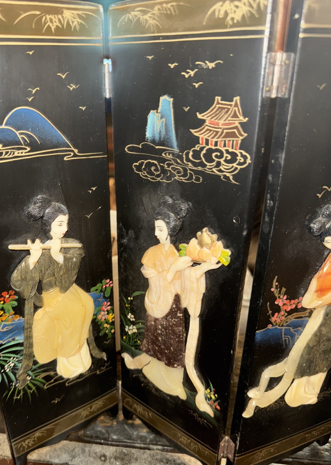 Vintage Oriental Black Lacquer Mother of Pearl Geisha 4 Panel Table Screen
