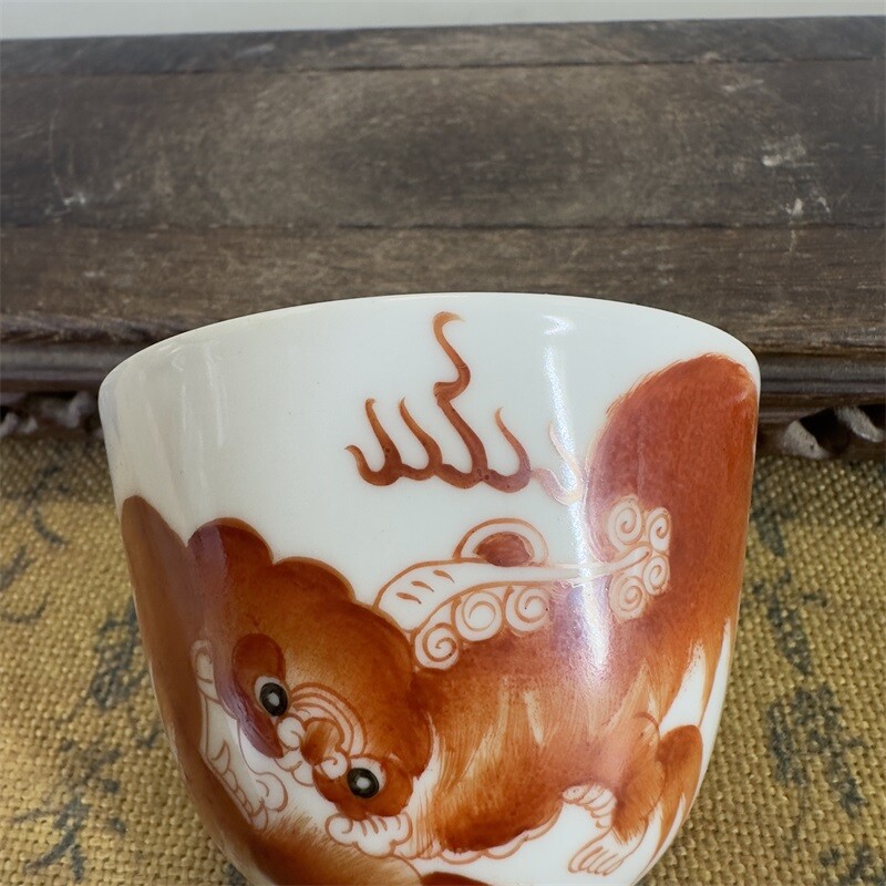 3″ Chinese Qing Porcelain Alum Red Animal Foo Fu Dog Lion Cup