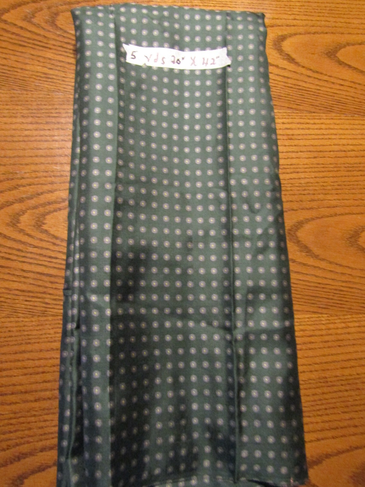 VTG Polyester blend Green polka dot fabric 5yds 20″ long X 42″ wide M49