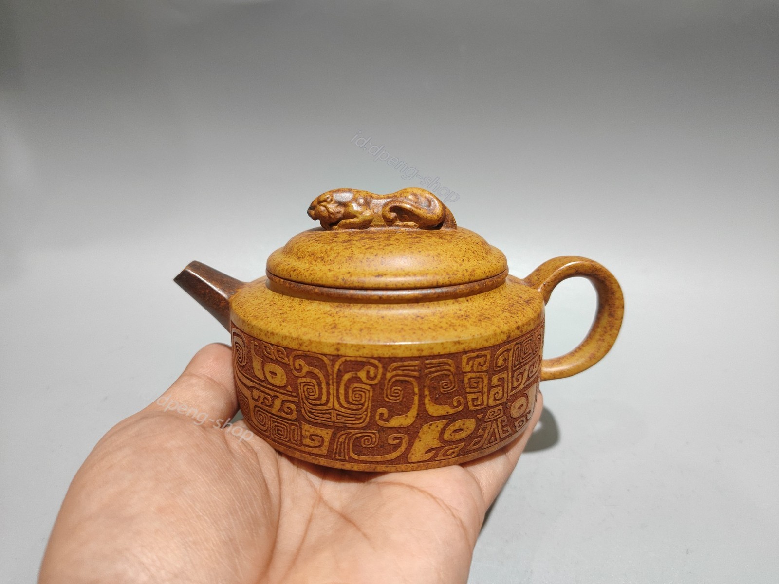 5.9″ Zisha Pottery Dragon Bone Gold Sand Tiger Bronze Pattern Straight Teapot