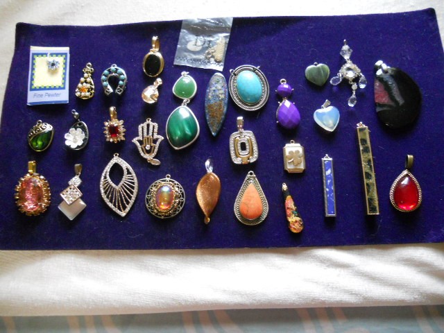 30 pcs better charms Pendants Crafts Jewelry lot small medium large sparkle