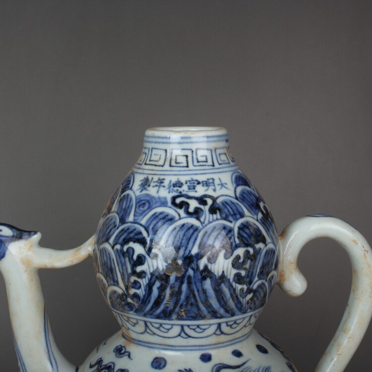 8.8″ China Blue White Porcelain Freehand Sketching Foo Fu Dog Lion Gourd Teapots