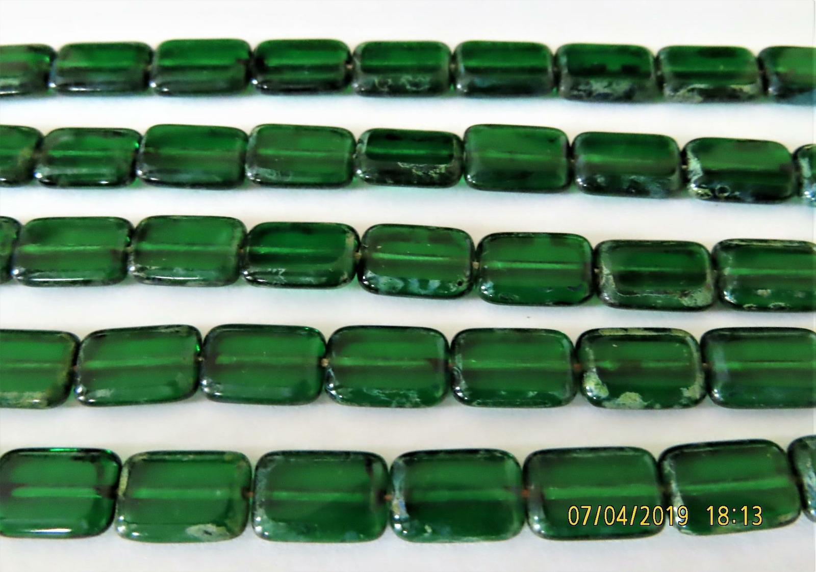 10 12 x 8 mm Polished Rectangles: Green Emerald – Picasso