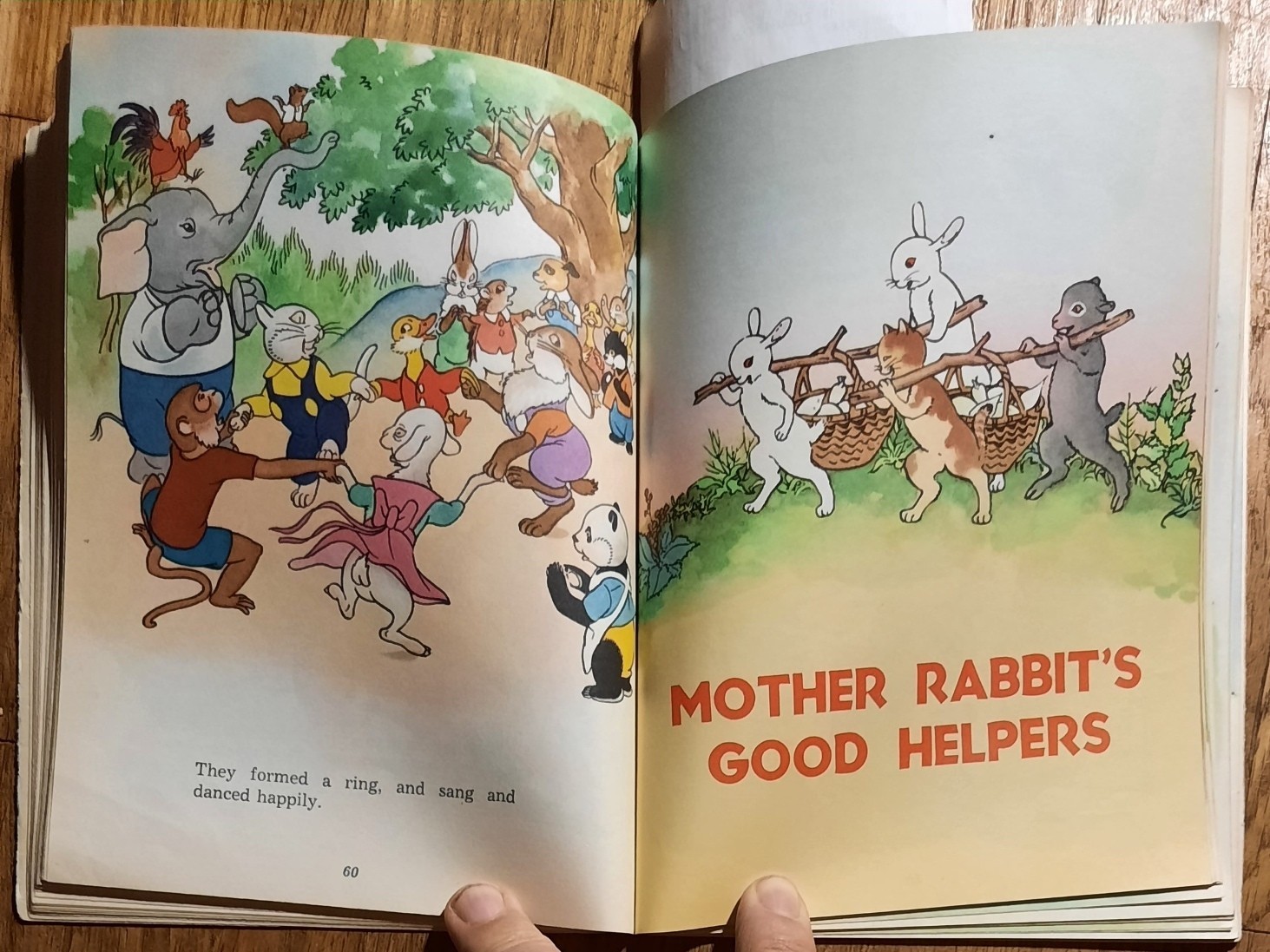 Chinese China Painting Story Fairy Tale English Book Animal Goes Boat Bear Hare