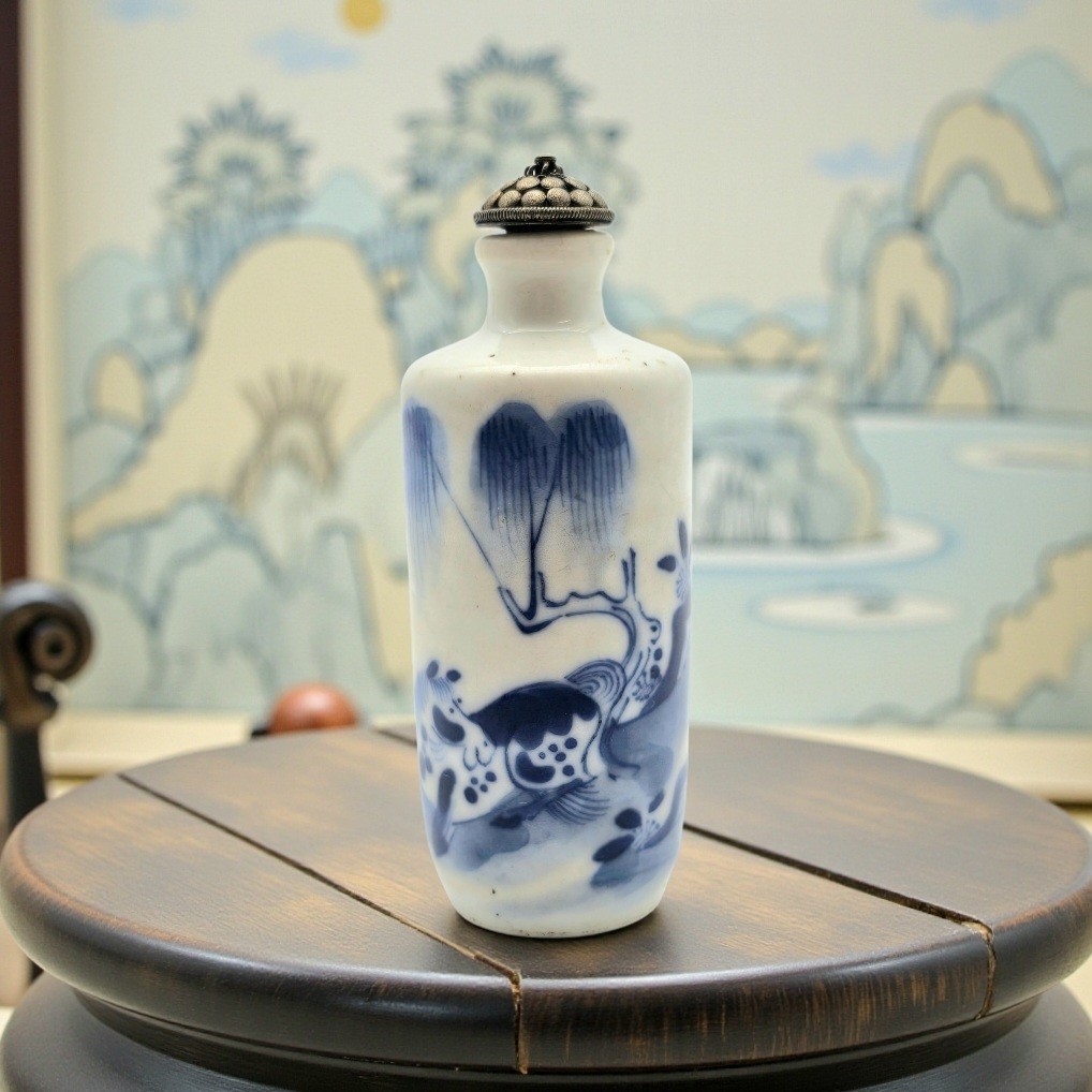 Chinese Blue & White Porcelain Snuff Bottle Republic Period Hand Painted
