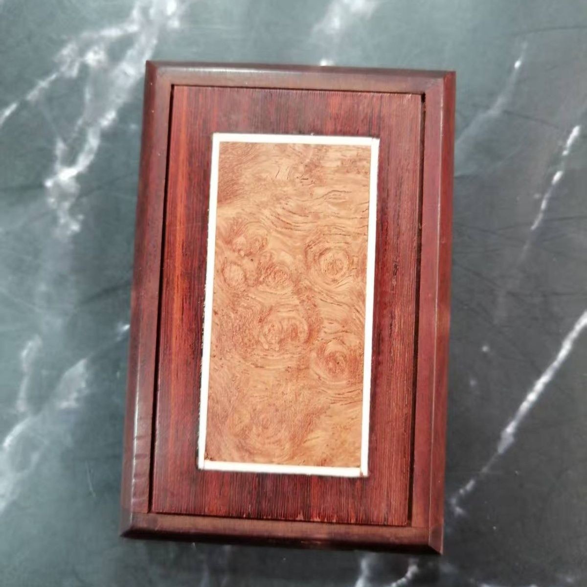 Cocobolo Burl Inlay Huang Ling Cage 90x60x22mm Insect Box