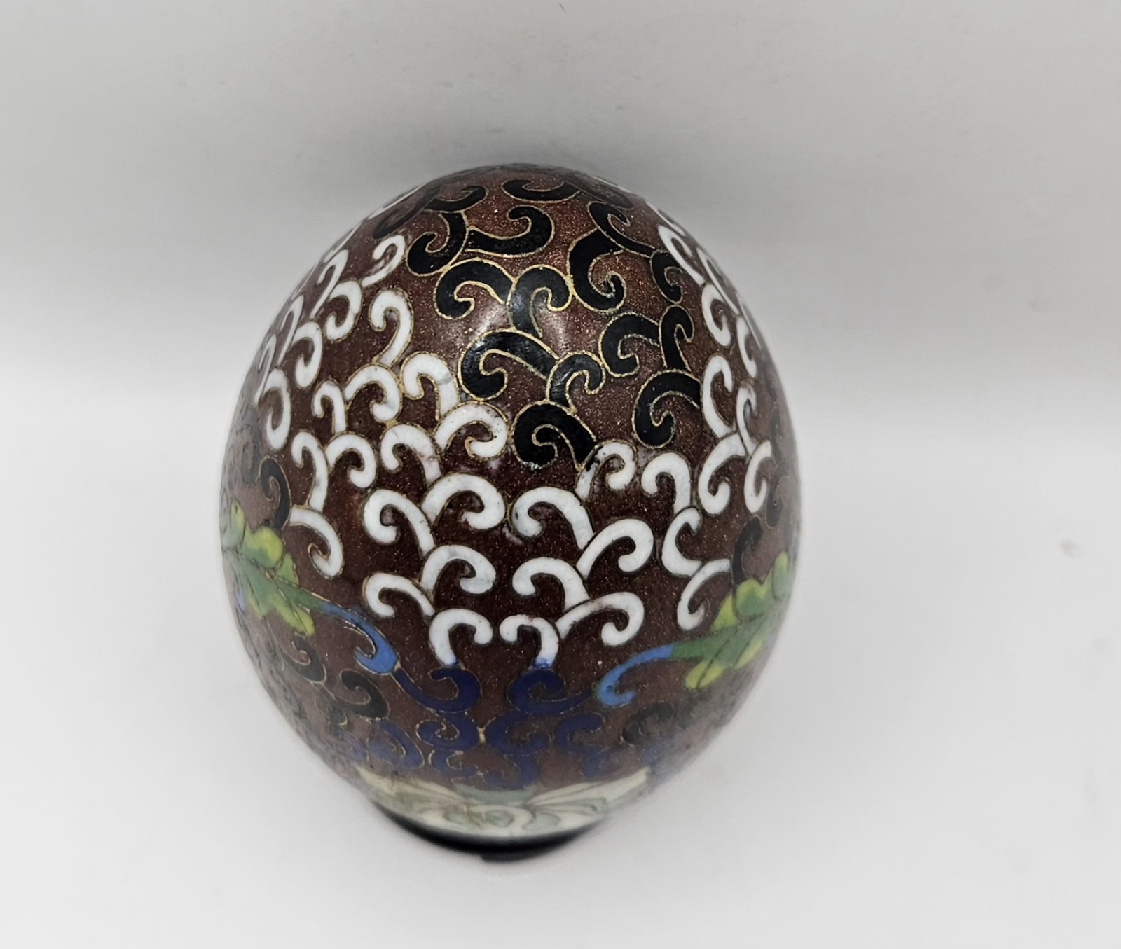 Vintage Chinese Cloisonne Enamel Egg Floral Brass w/ Wood Stand 4.5″
