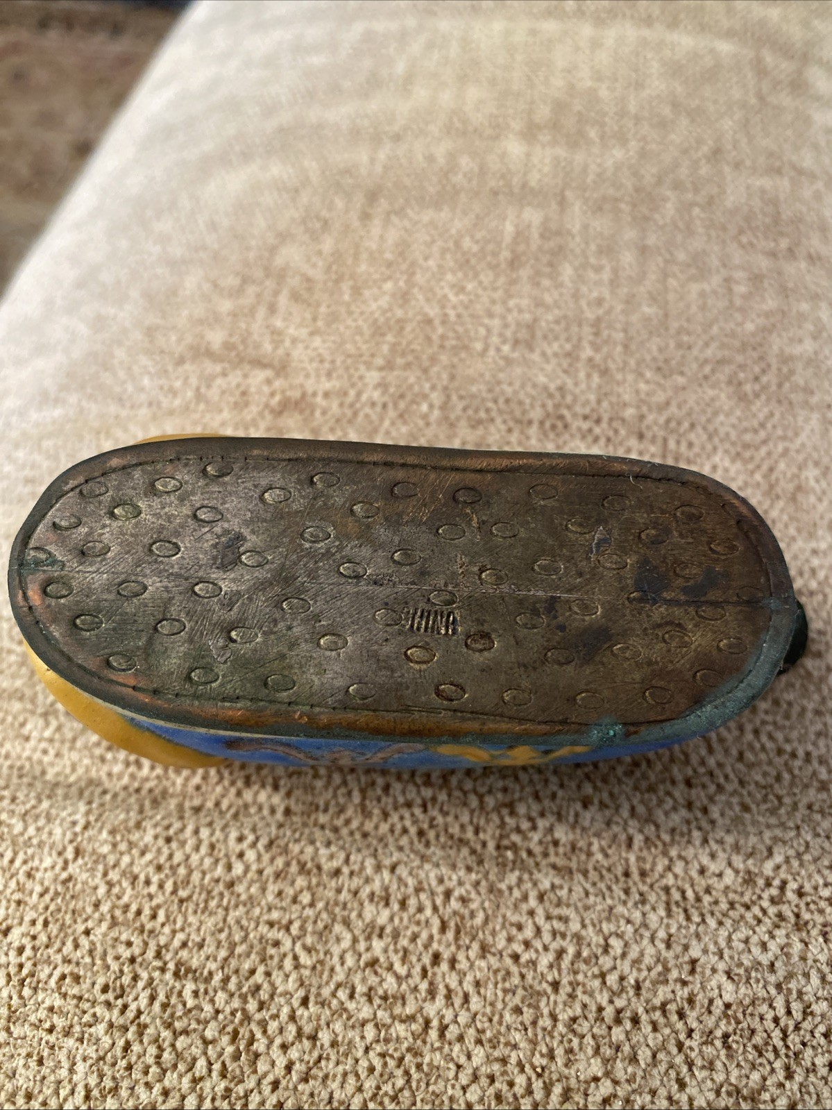 Vintage Rare China Chinese Cloisonné Shoe Single Cigarette Metal Ashtray