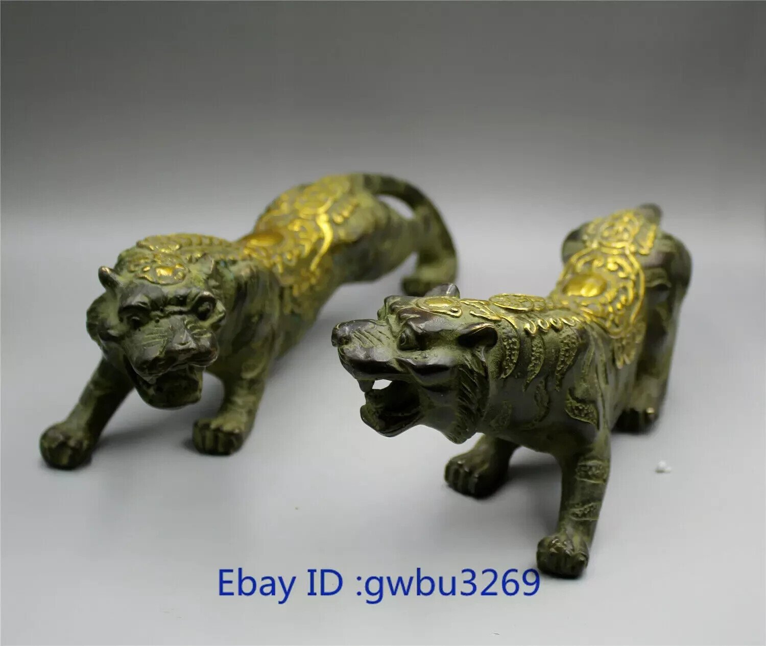 Fengshui A pair Delicate Chinese Bronze Gilded handwork Money Tiger Statue