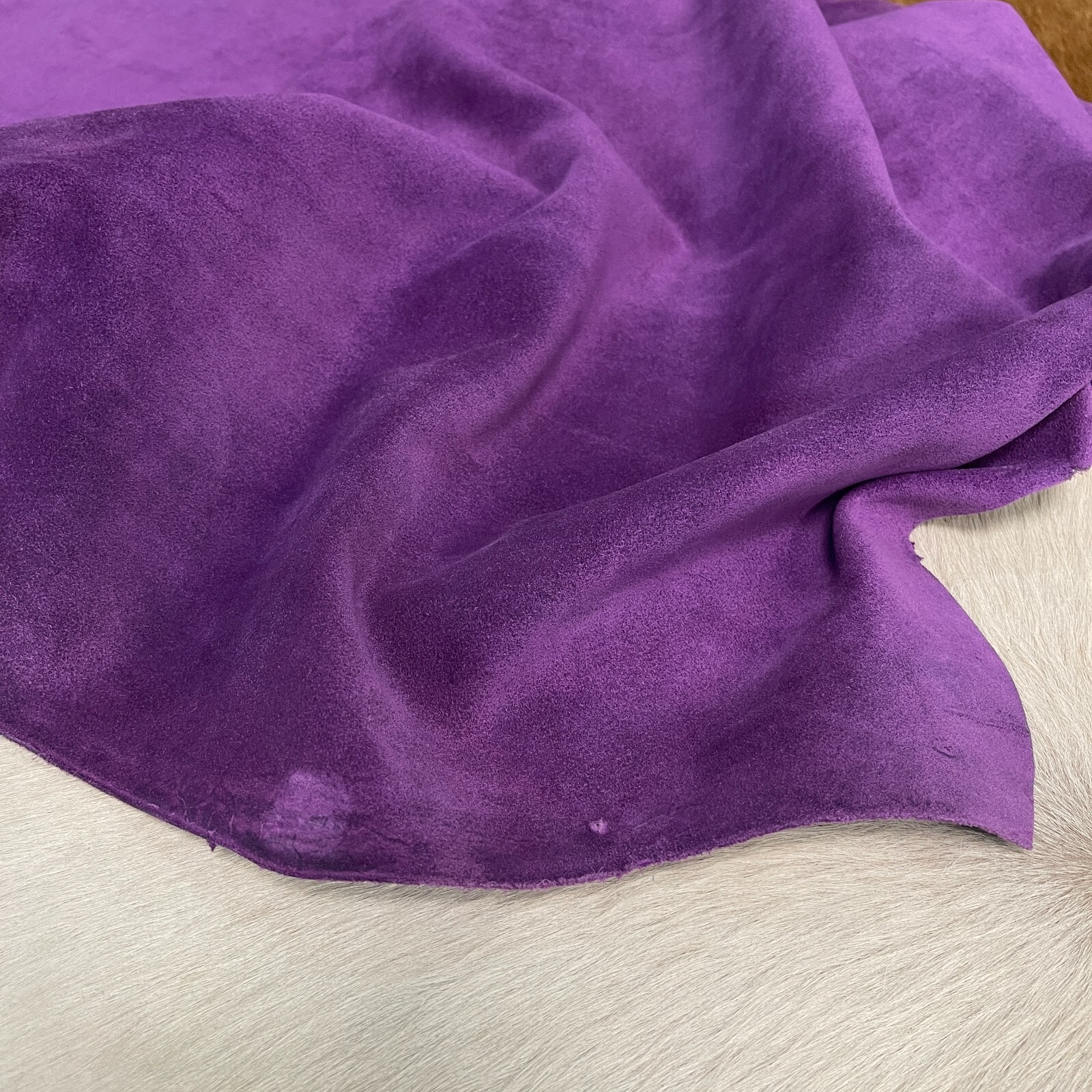 GRAPE COW SPLIT SUEDE SOFT LEATHER HIDE GREAT FOR DIY PROJECTS 3 oz 6-7 SF