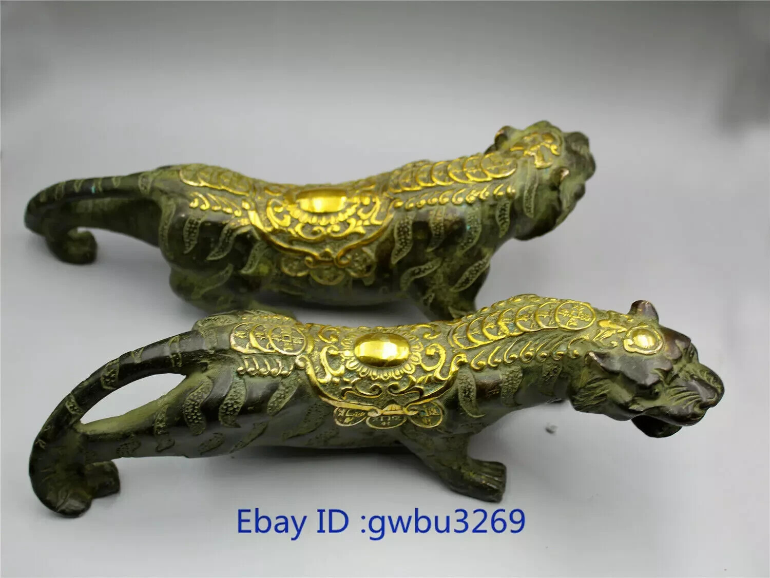 Fengshui A pair Delicate Chinese Bronze Gilded handwork Money Tiger Statue