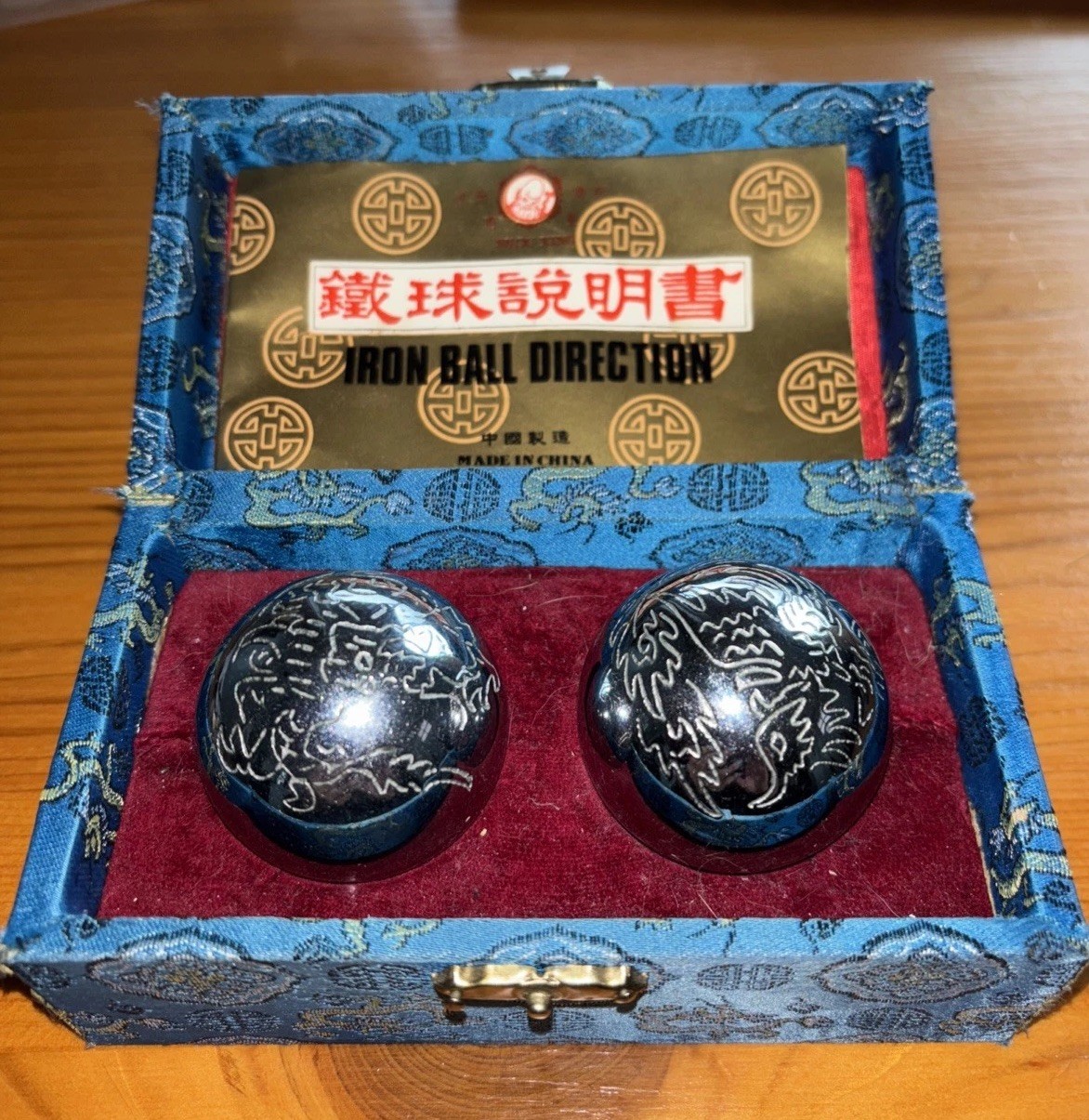 Vintage Chinese Iron Ball Direction Chiming Meditation Stress Balls w/ Case