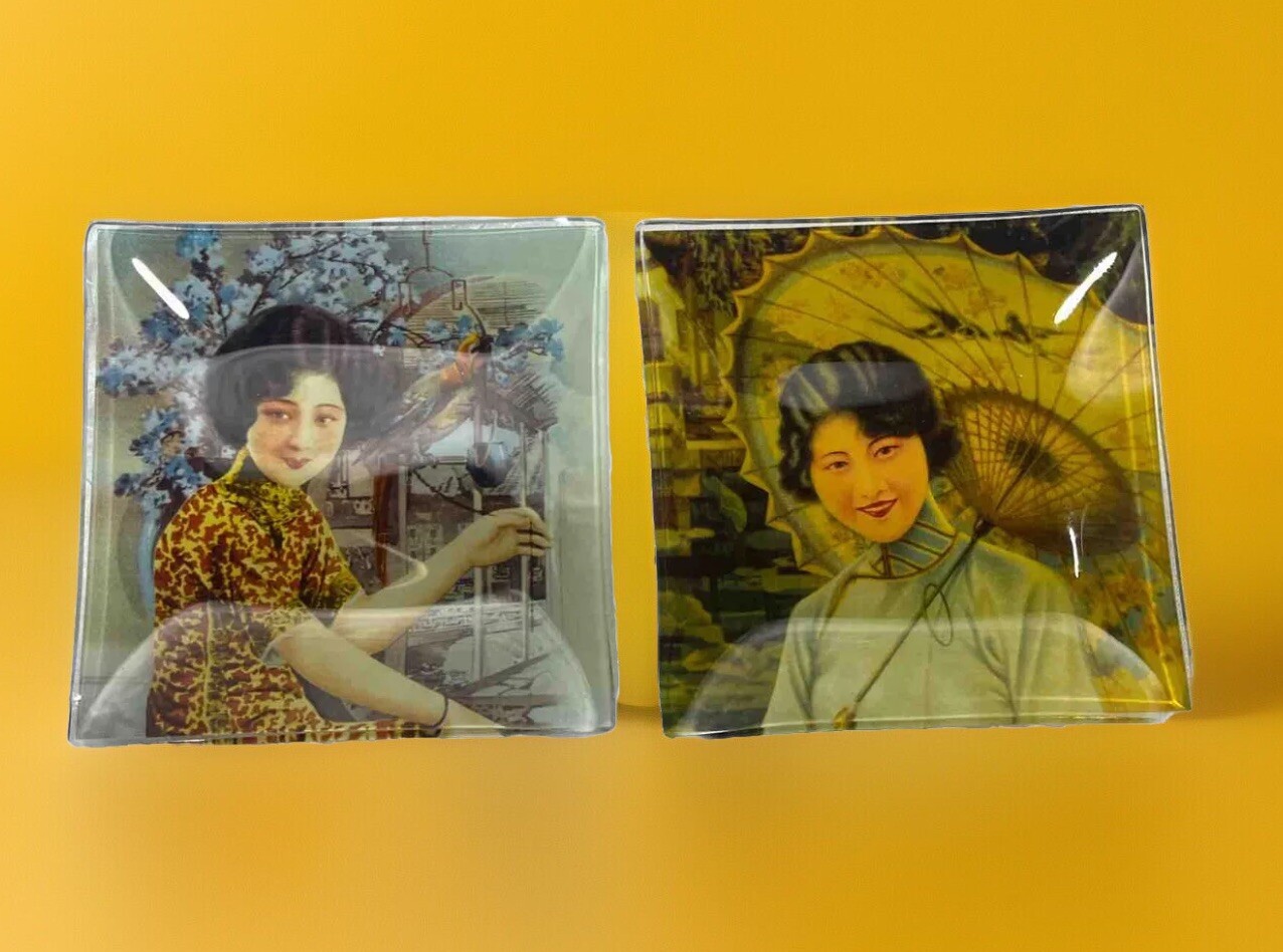 Pair Of Vintage Chinese Pin Up Girls Glass Trinket Jewelry Souvenir Tray 5″×5″