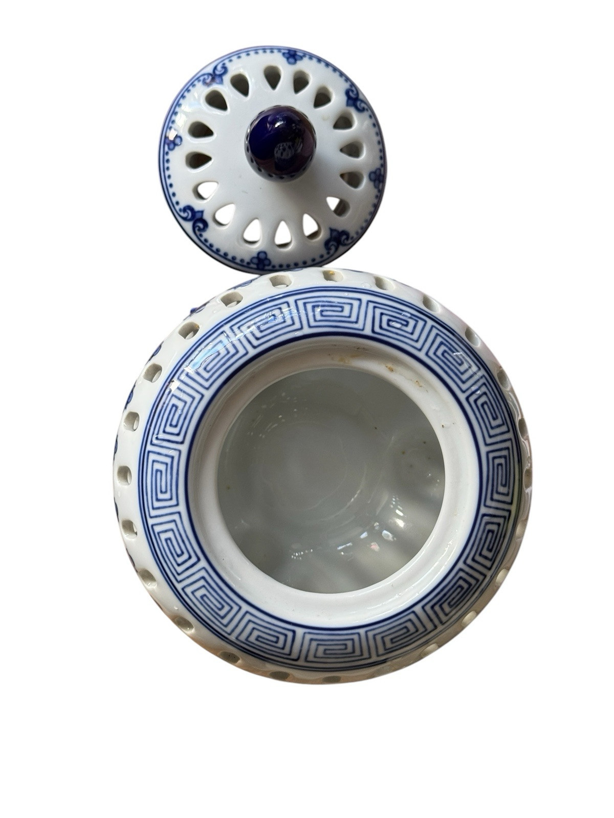 Bombay Company Incense Burner Blue & White 6″ in Diameter