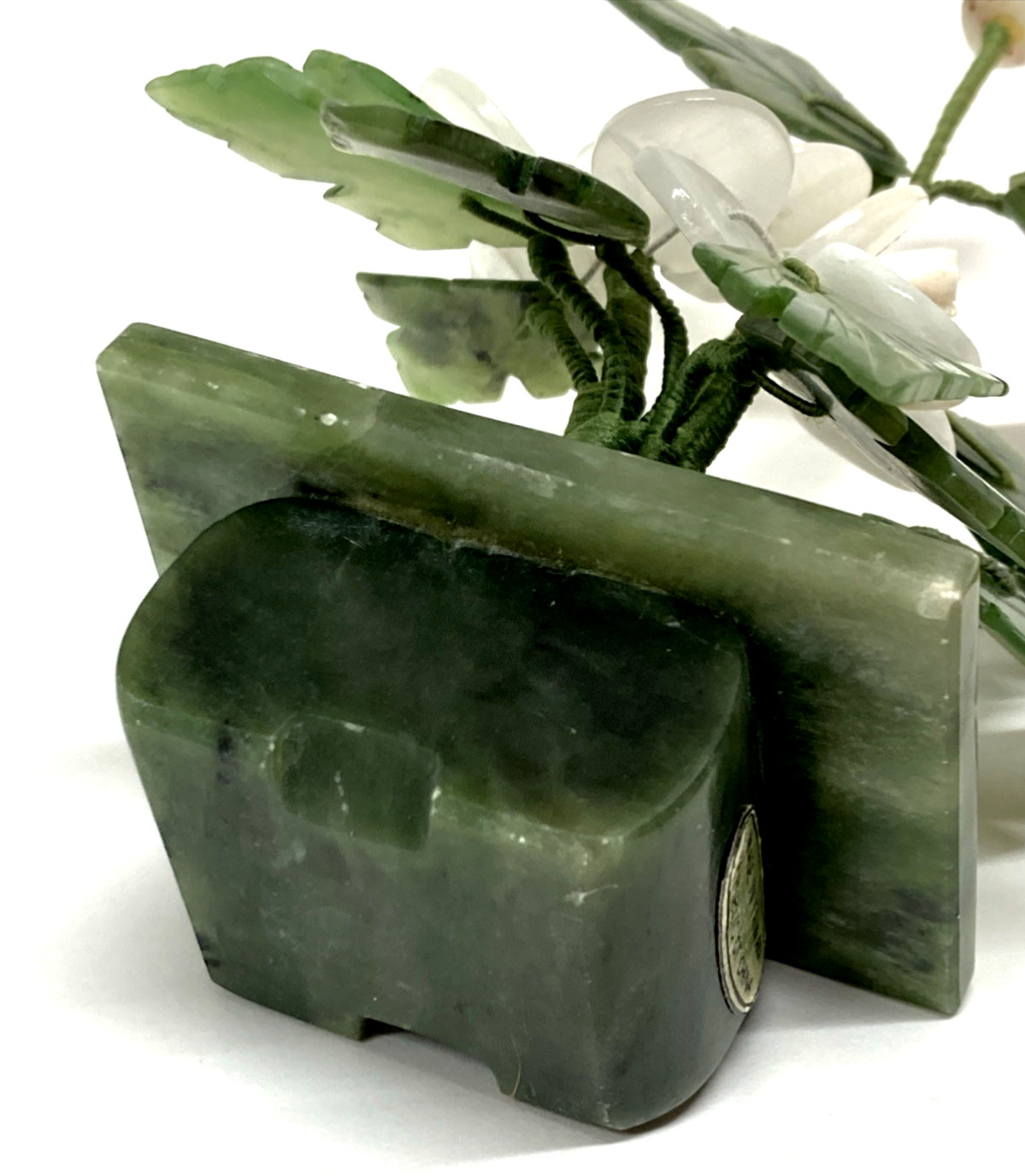 Chinese Jade and Agate Bonsai White Flower Arrangement in Green Jade Pot