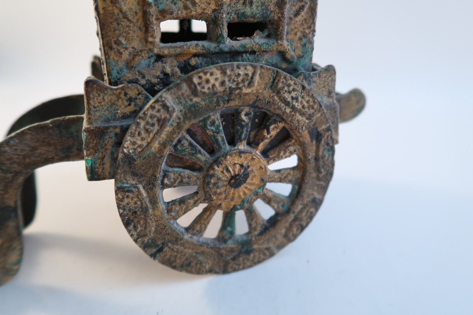 Vintage Asian Rickshaw Figurine Cart Metal Trinket Jewelry Box – Removable Lid