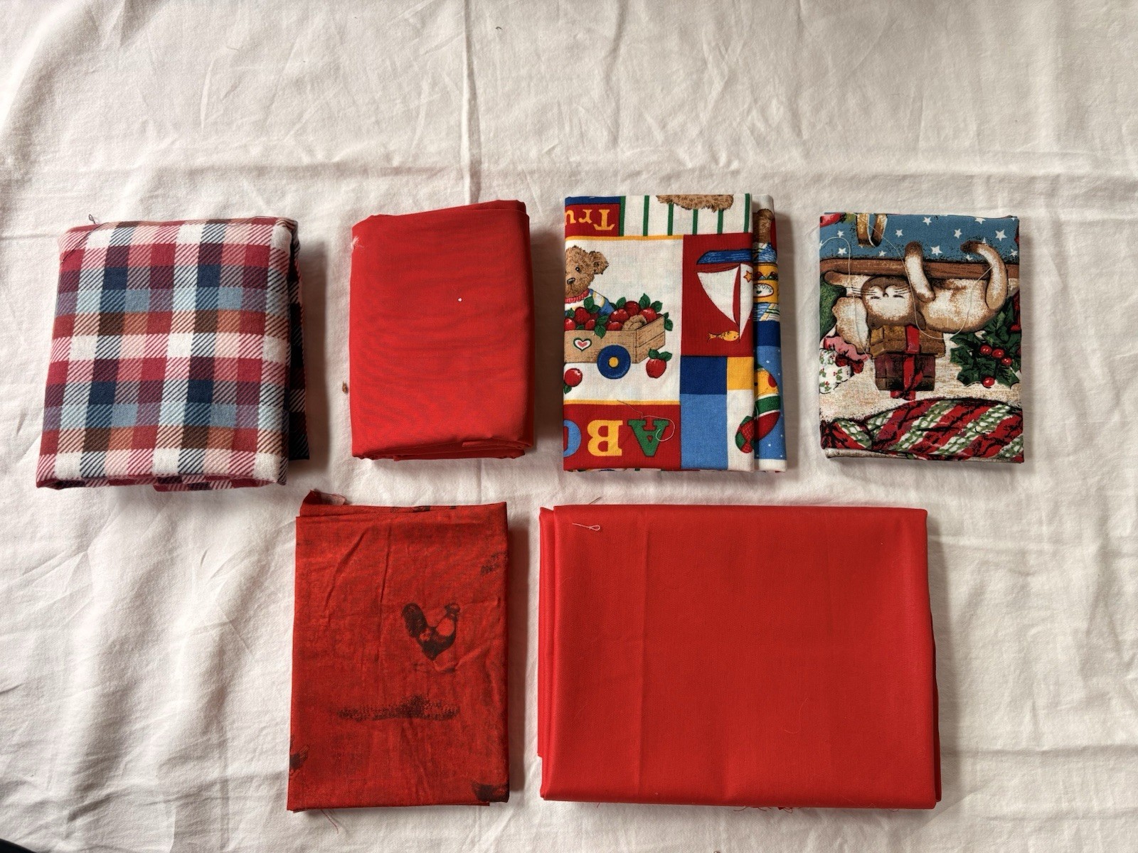 Fabric Remnants & Scraps Lot – Vintage Fabric – Large Lot – 10+ Pounds Of Fabric