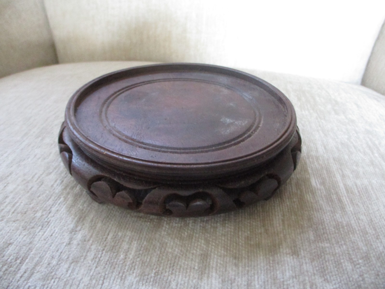 VTG CHINESE CARVED WOODEN VASE LAMP PEDESTAL BASE STAND 4.75″ Diam
