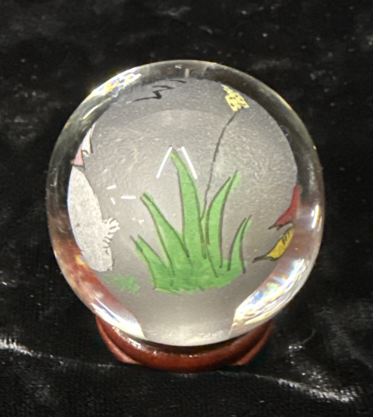 Chinese reverse painted Glass Ball Sphere Orb Rabbit w/Stand 1 3/4″ x 1 1/2″