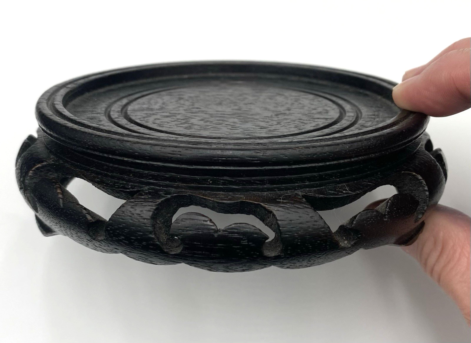 Chinese Vase/Figurine Stand/Base, Carved Wood, 4″ Display & 5.25″ Wide, MINT