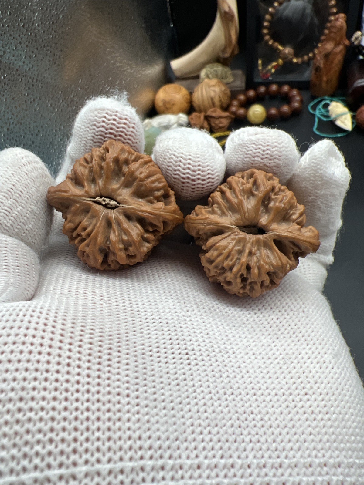 Pair of Match Chinese Health Walnut Collection36×34×33mm 精配文玩核桃～南疆石