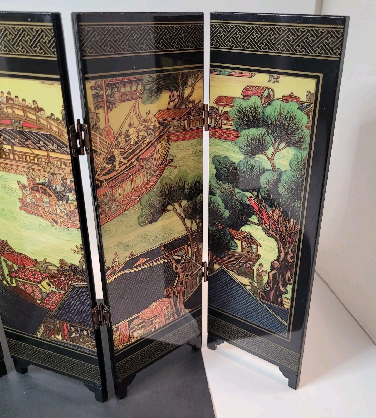 Asian Tabletop Folding Screen 4 Panels 2 Sided Festival Scene Acrylic 9.5×18″