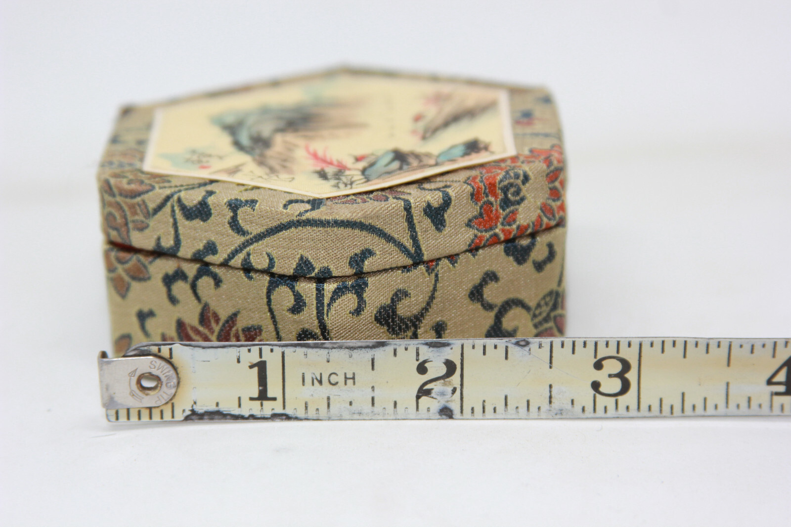 Vtg trinket box Chinese Lidded Decorative Jewelry Box Floral Cloth trinket box