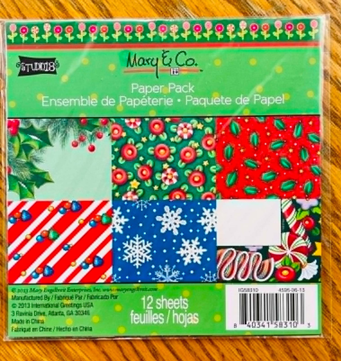 2 Mary Engelbreit Mary & Co Studio 18 Christmas 12 Sheet Paper Pack 2013