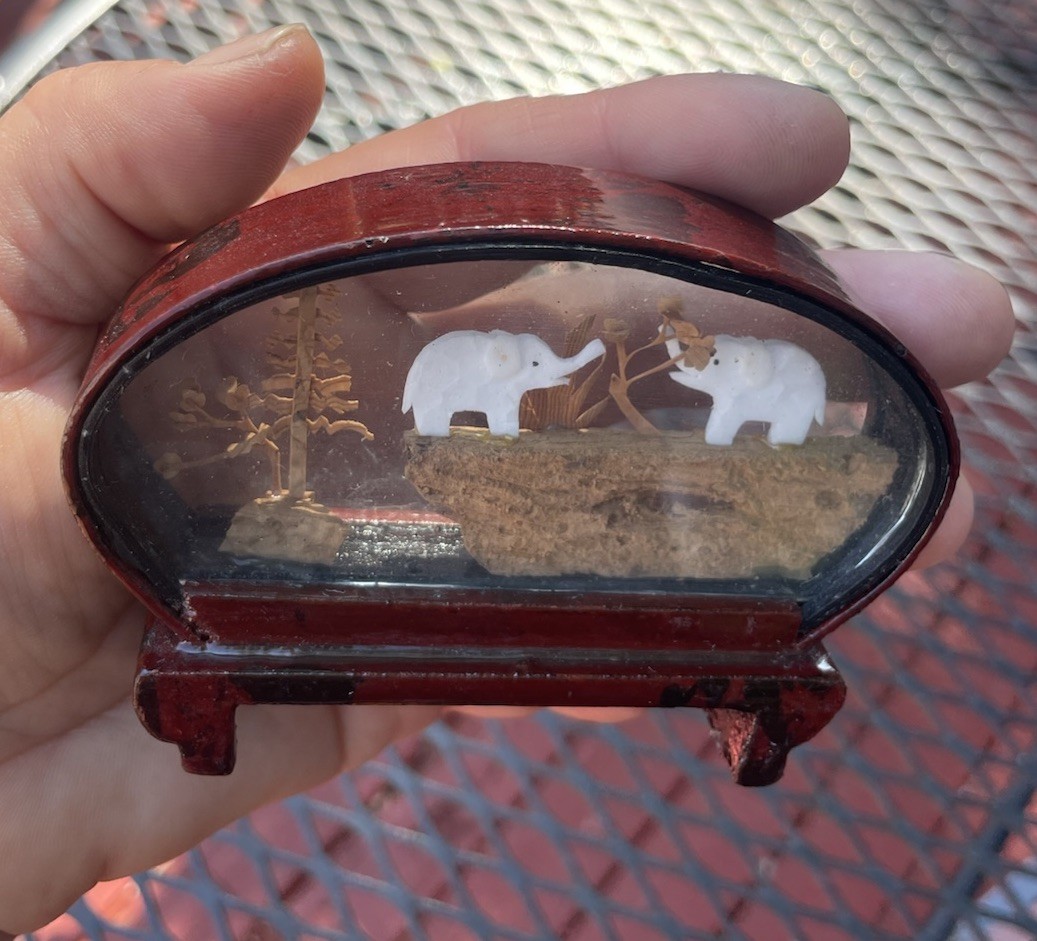 VINTAGE ASIAN Set CARVED CORK DIORAMA GLASS DISPLAY WOOD BOX Storks & Elephants