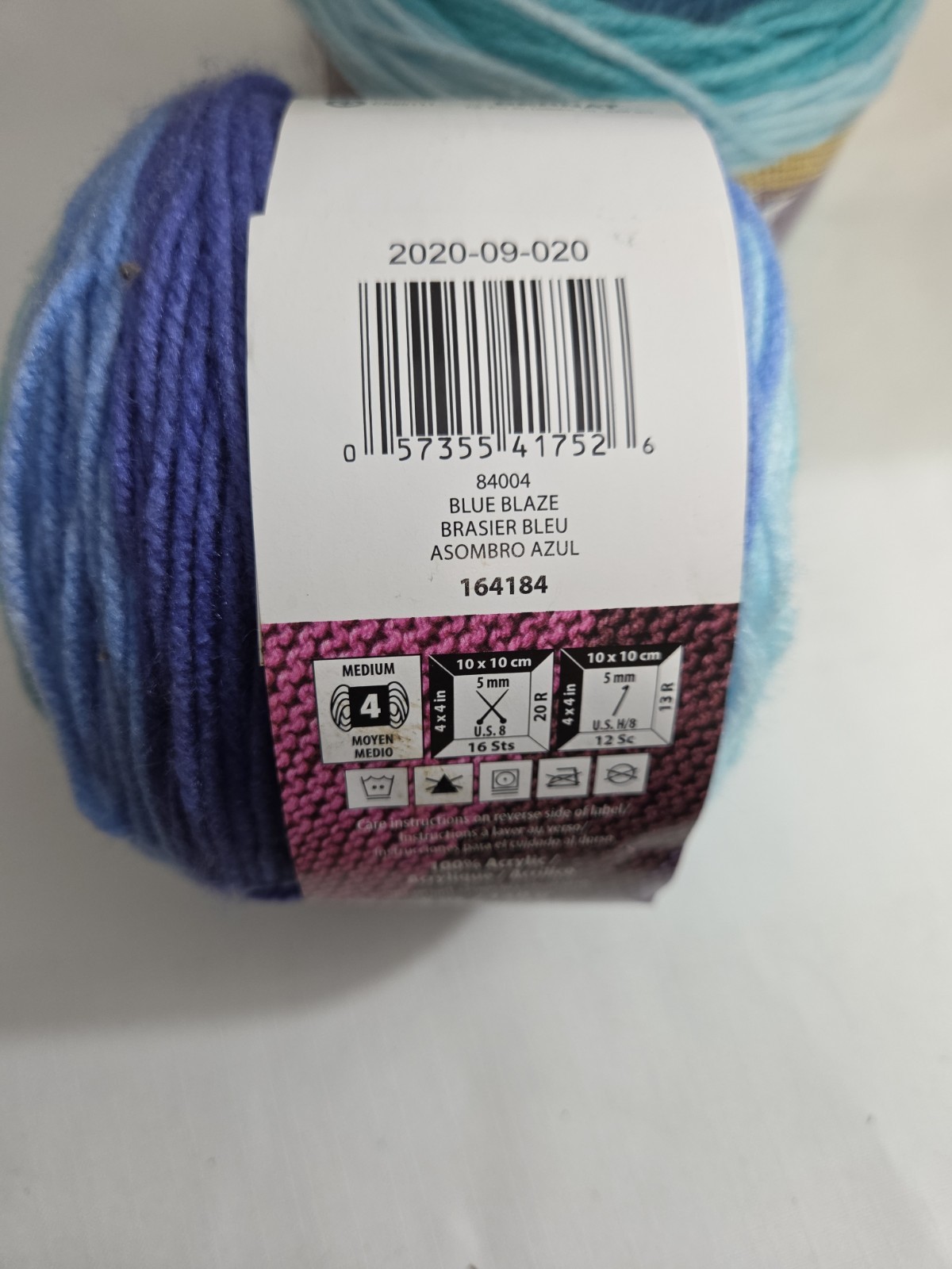 Bernat POP! Yarn BLUE BLAZE 100 % Acrylic 5oz/ 280yds ea. Set of 2