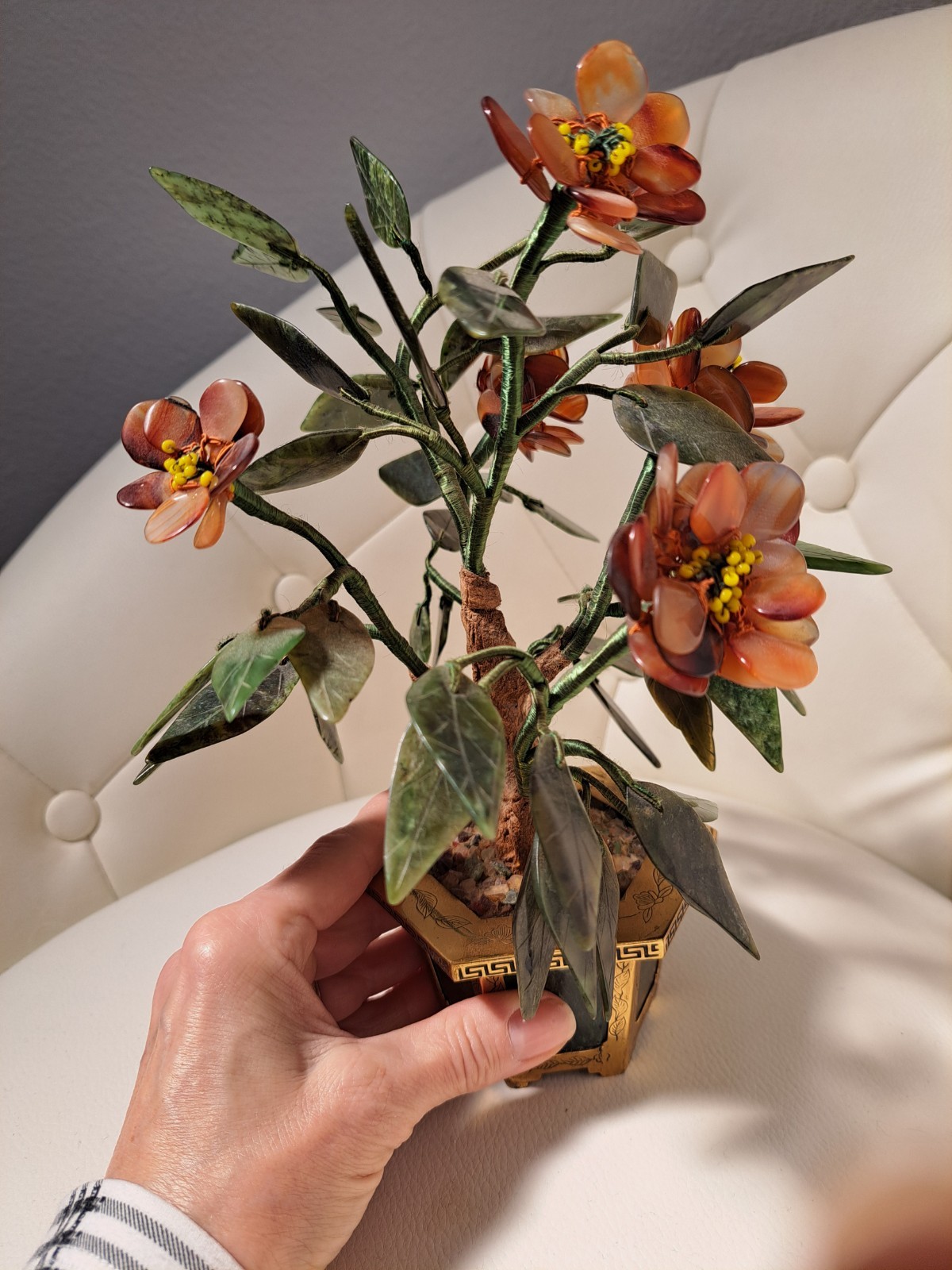 Vintage! Jade gemstone potted flowers With Brass Pot And Jade Decor.