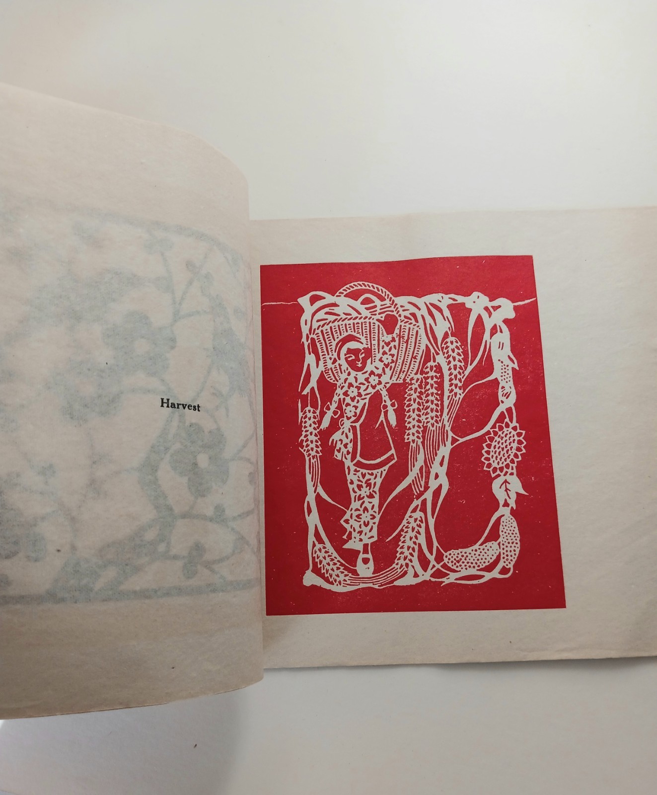 Vintage Chinese Woodcuts Paper Cuts 35 Cut-outs Softcover Book 1953 Art