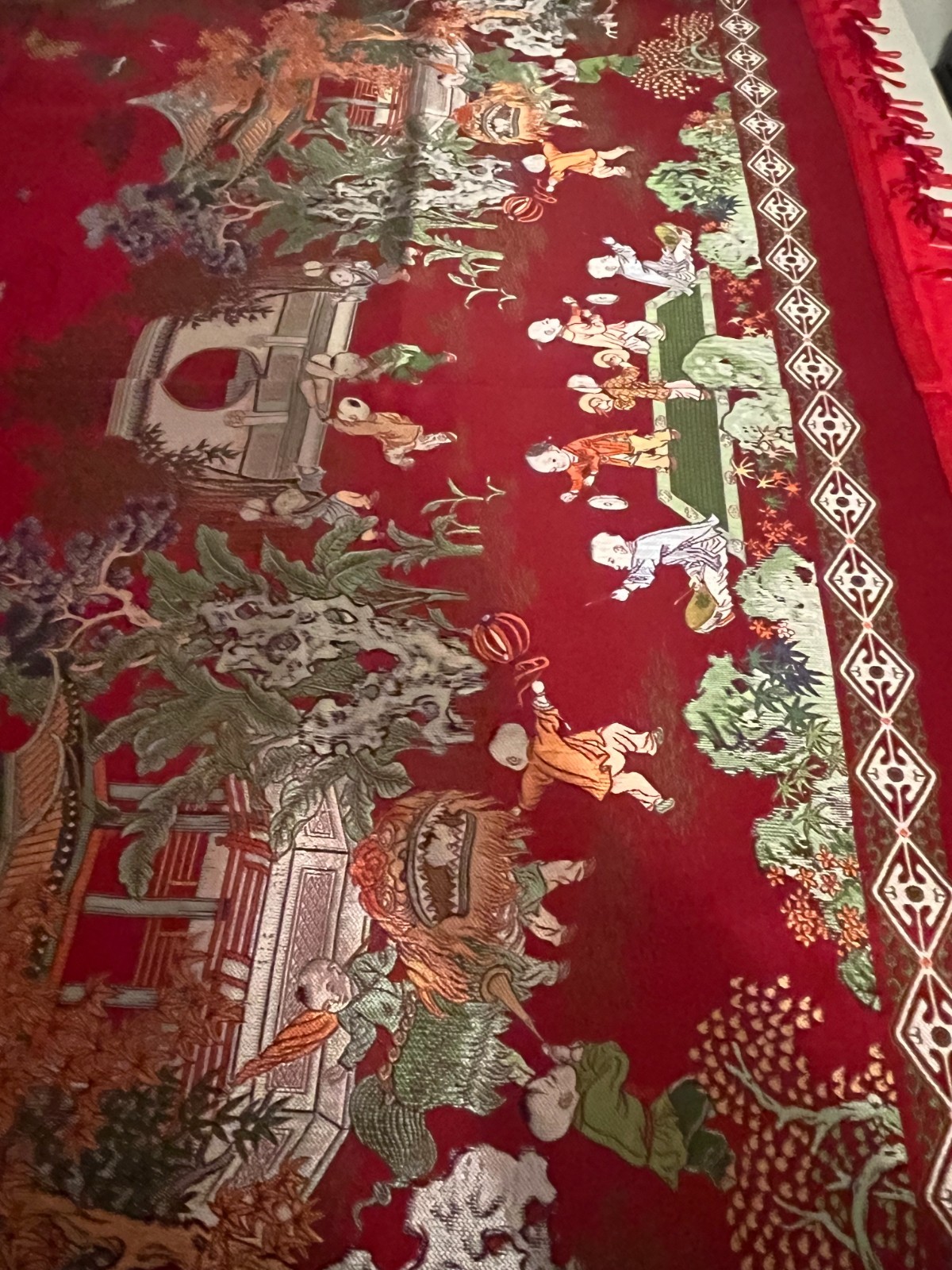 Vintage Chinese “Brocaded Flowers” Silk Blend Tapestry Tablecloth Piano Shawl
