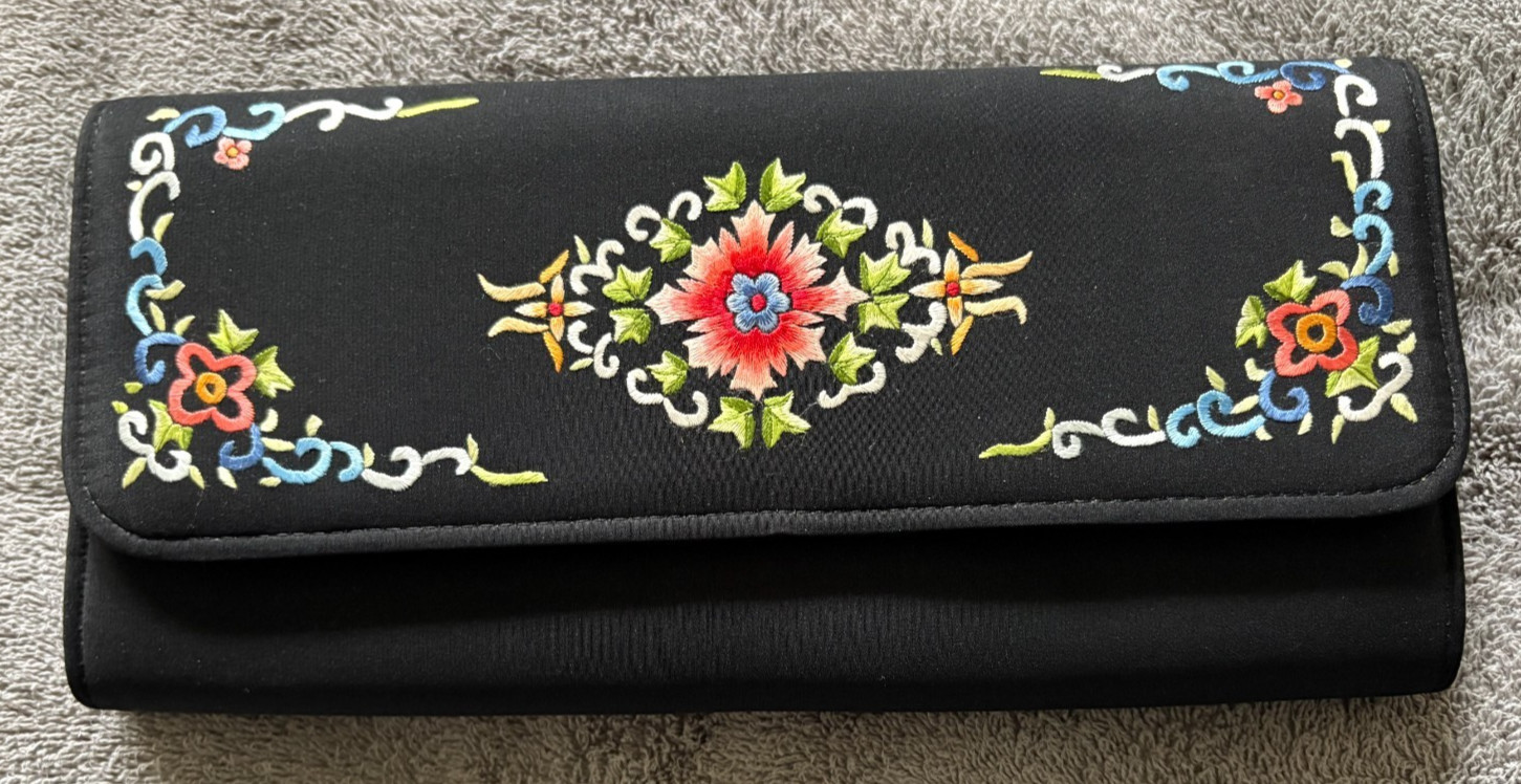 Vintage 1970 1980s Art-to-Wear Chinese Silk Embroidered Boho Long Wallet Purse