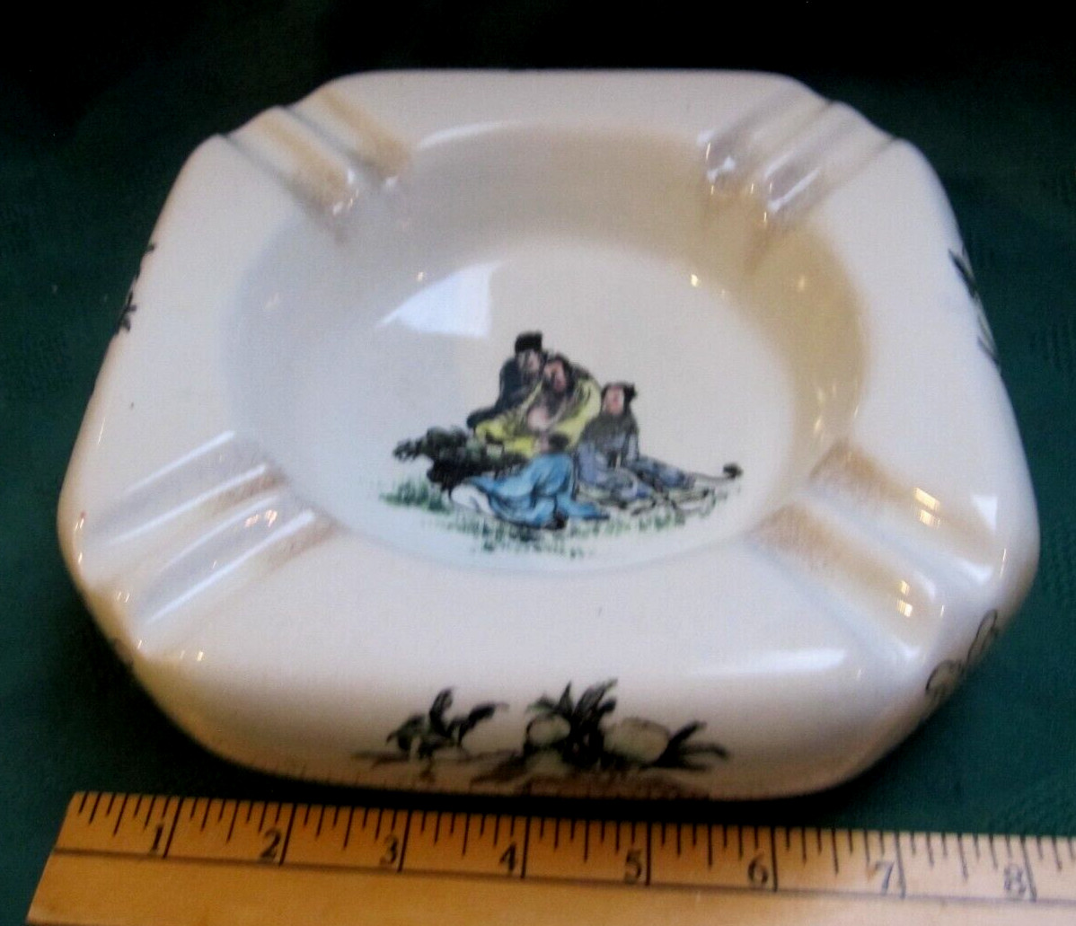 VINTAGE ASHTRAY RARE ASIAN CHINESE LARGE HEAVY POTERY MEN & WOMAN w/FLOWERS