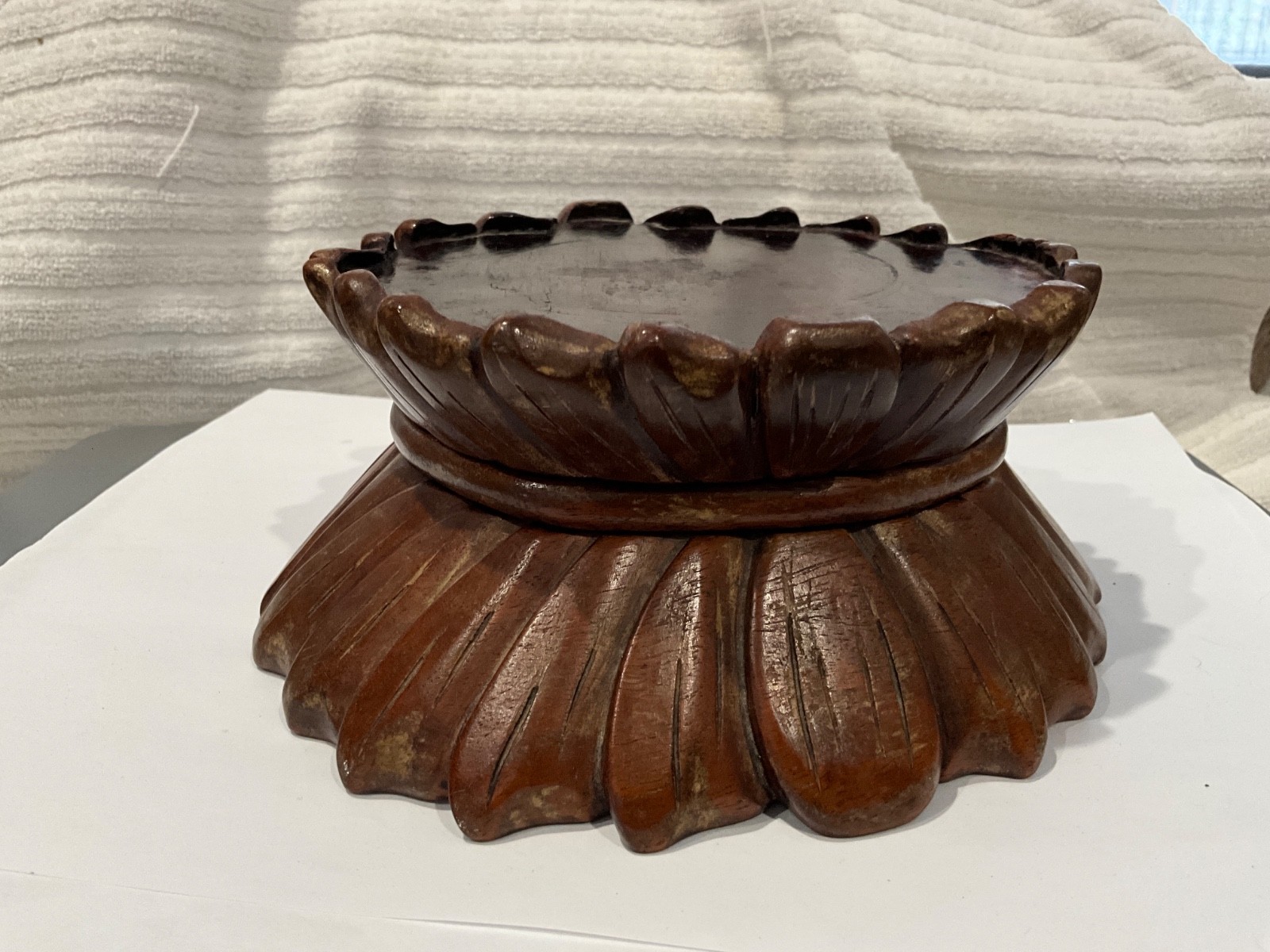 older carved lotus solid Wood Display pedestal stand base vase figurine plant 7”